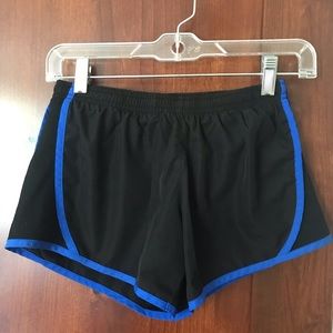 Girls DRI-FIT athletic shorts